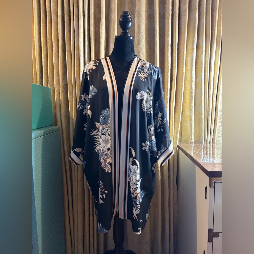 Forever 21 Black Floral Kimono with Ivory and Blush Accents